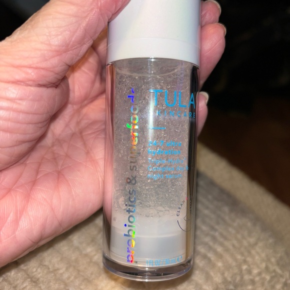 TULA SKINCARE 24-7 Ultra Hydration Triple-Hydra Complex Day & Night Serum 30ml - Picture 4 of 7